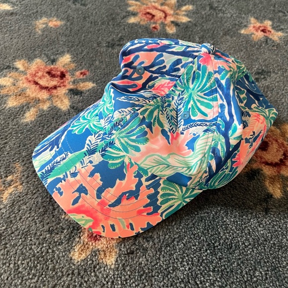 Lilly Pulitzer Accessories - Lilly Pulitzer Run Around Cap Jet Stream
